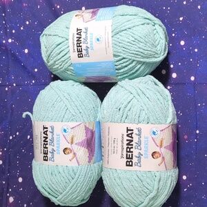 3 Brand New Skeins Bernat Baby Blanket SPARKLE Yarn SEAFOAM SPARKLE Smoke Free